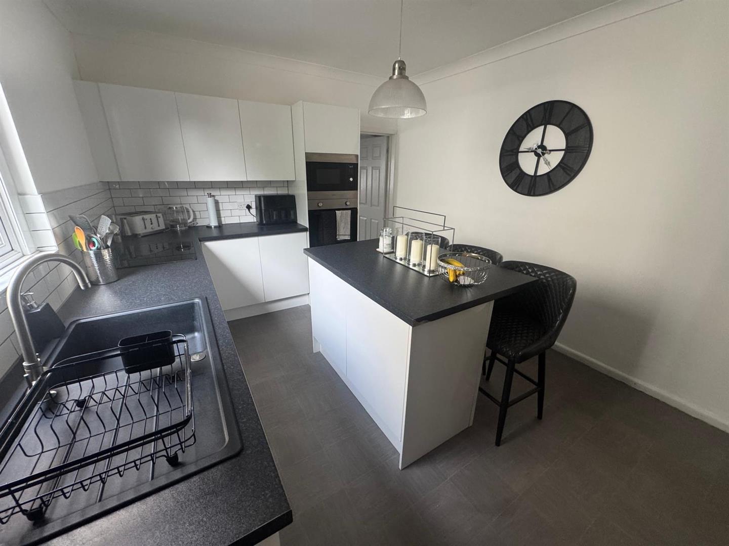 Trallwn Road, Llansamlet, Swansea, SA7 9UU